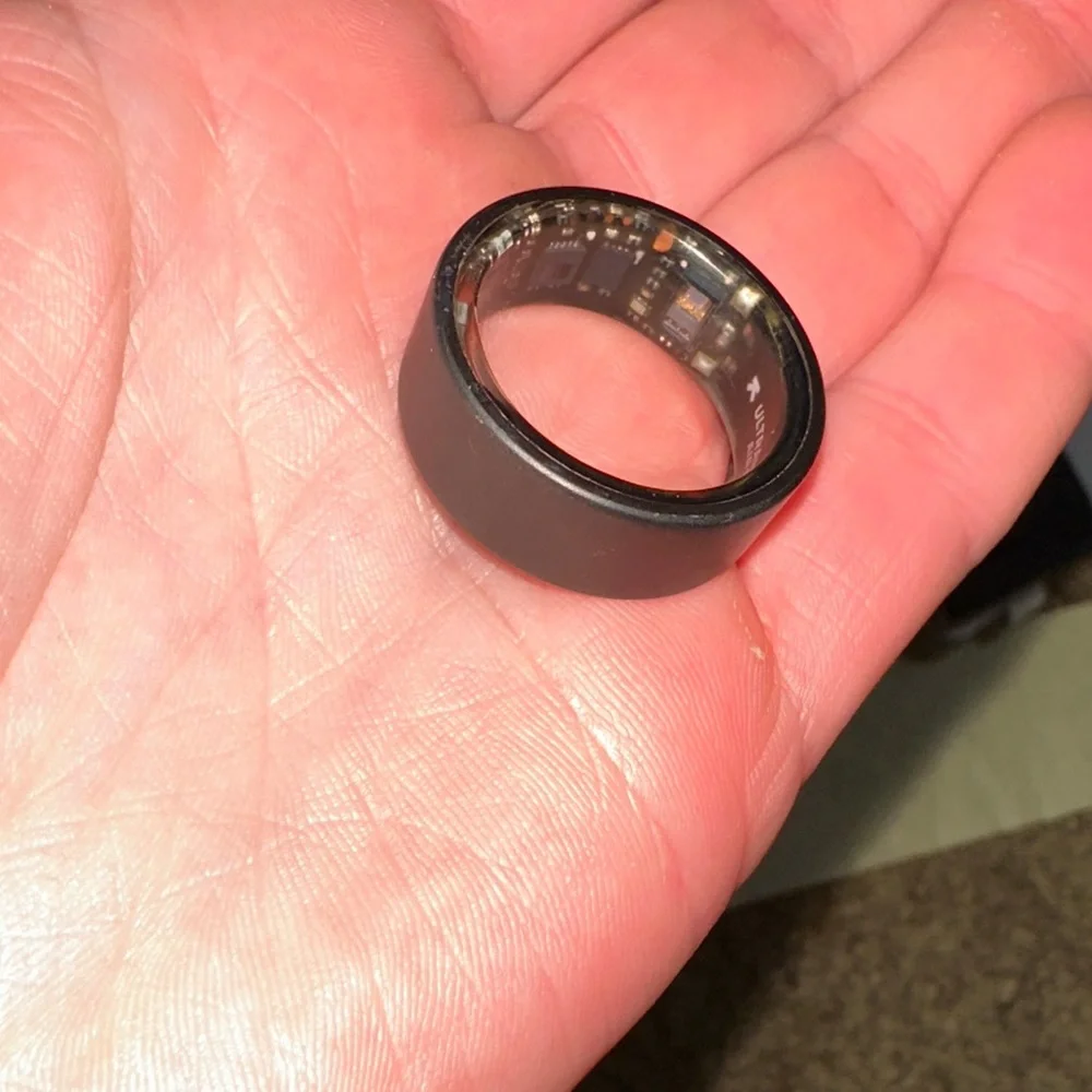 BROKEN FOR PARTS ONLY Ultrahuman Black Smart Ring